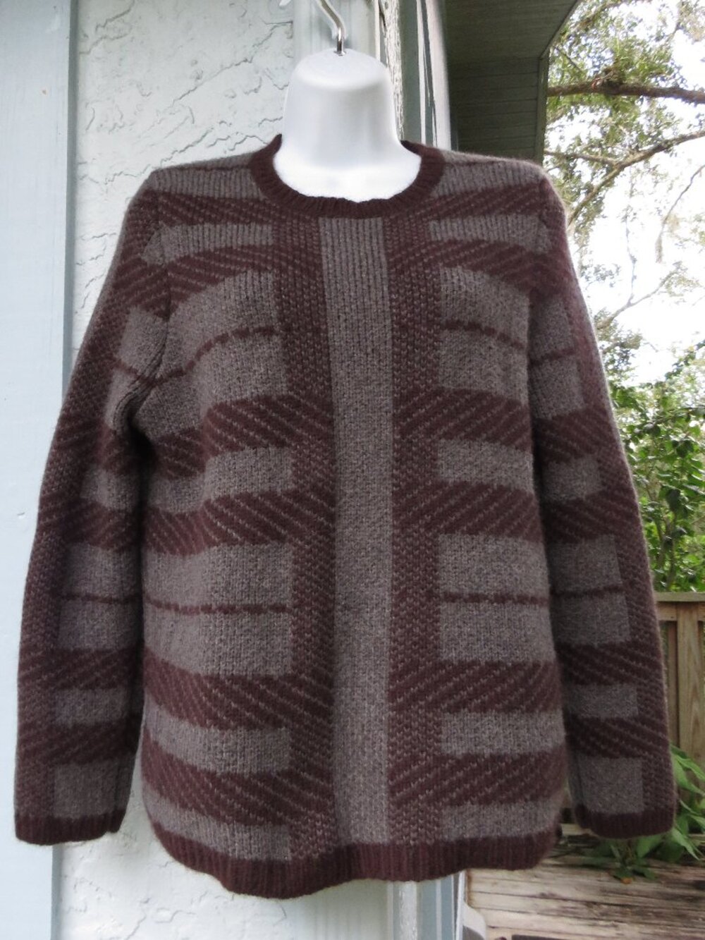 Ann Taylor Heavy Nylon Rabbit Wool Alpaca Sweater Large Petite Gray and Brown
